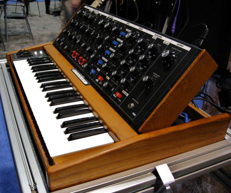 Moog Voyager oldschool