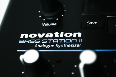 analog synthesizer