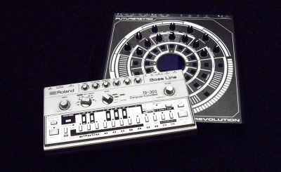 revolution tb303